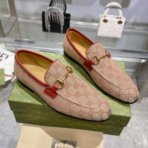 Gucci Jordaan Loafers Men GG Supreme Canvas Apricot